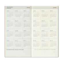 Load image into Gallery viewer, TRAVELER'S notebook 2025 Weekly Vertical (Regular Size)