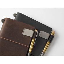 Load image into Gallery viewer, TRAVELER'S notebook 016 Pen Holder (M) Black
