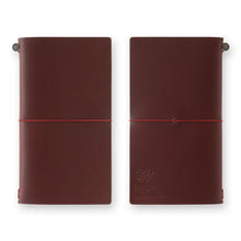 Load image into Gallery viewer, TRAVELER&#39;S notebook LOVE AND TRIP Red

