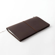 Load image into Gallery viewer, Traveler&#39;s Notebook Leather Regular Size - Brown
